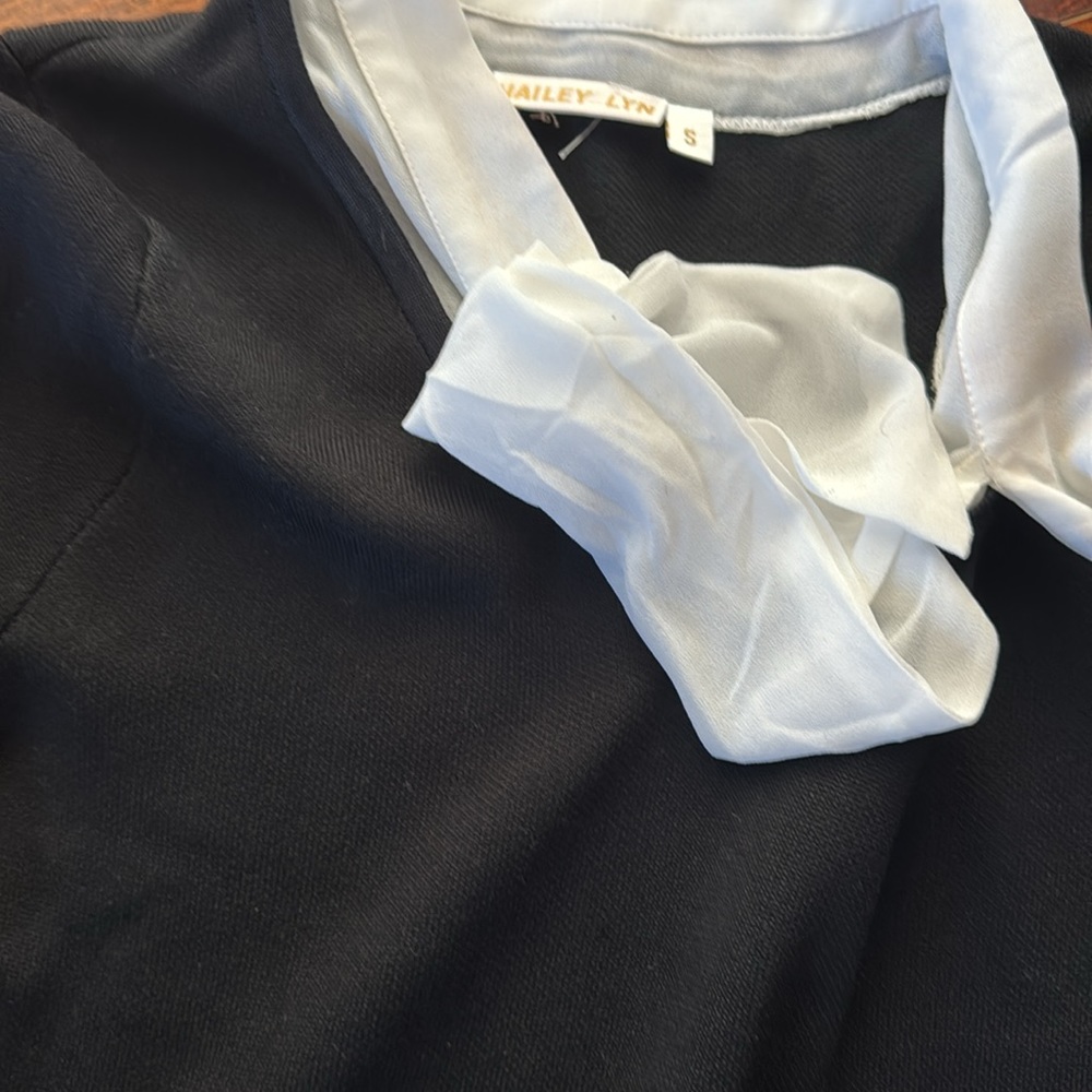 Beautiful body con sweater, dress - Picture 3 of 4